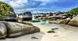 pesona wisata pantai di Belitung