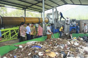 Sistem Pengelolaan Sampah Terpadu oleh DLH
